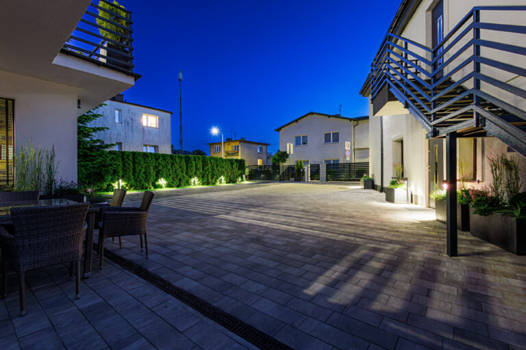 Willa Lazur na booking-20